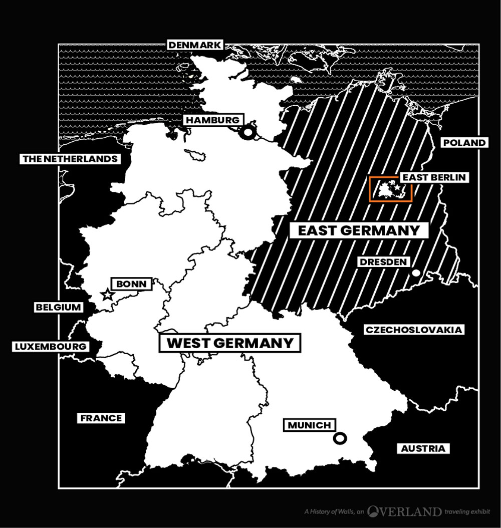 A map of Germany in 1961 with the east and west side labeled.